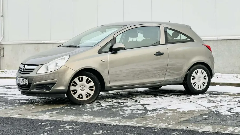 OPEL Corsa -