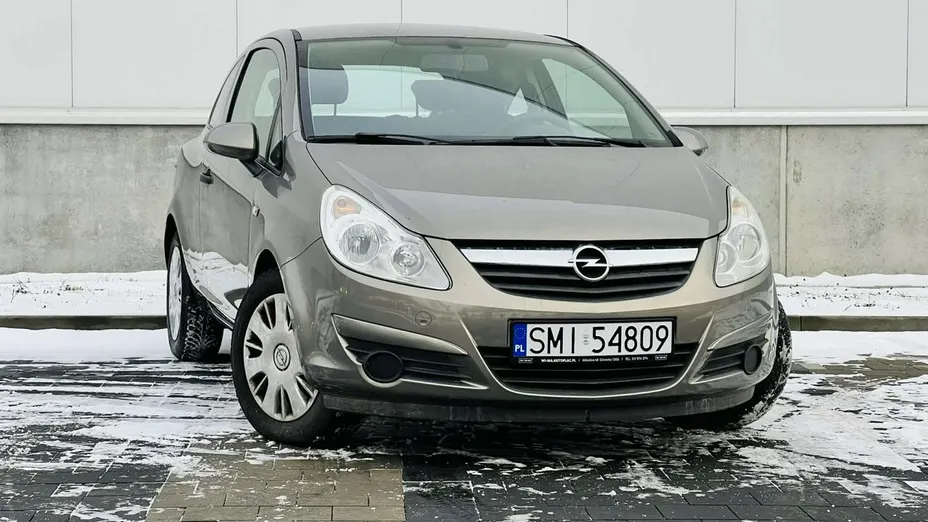 OPEL Corsa -