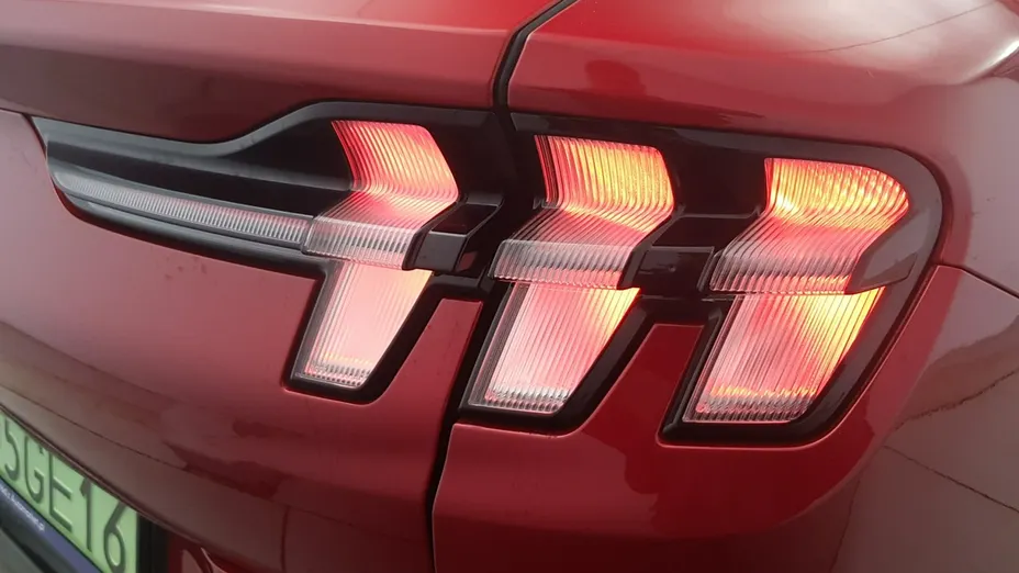 FORD Mustang Mach-E -