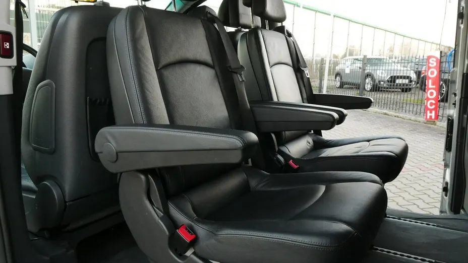 MERCEDES-BENZ Viano -