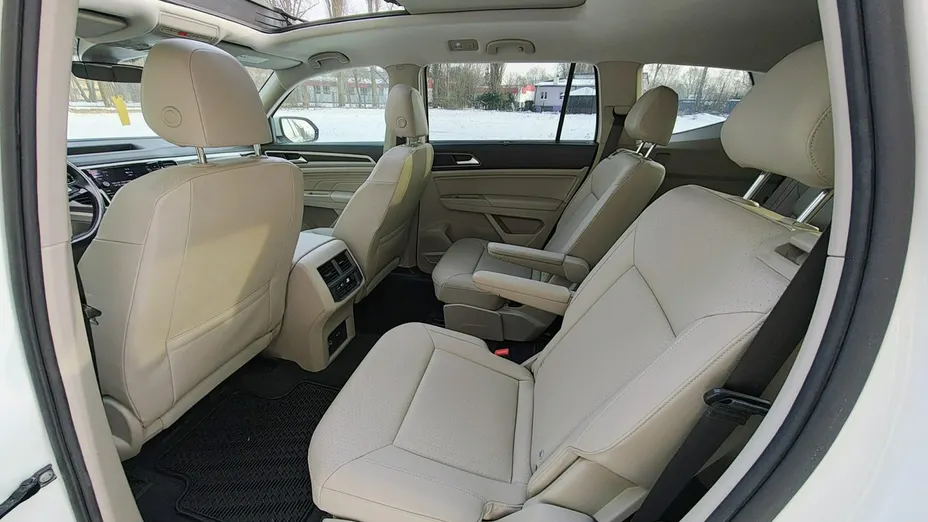 VOLKSWAGEN Atlas -