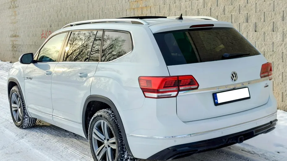 VOLKSWAGEN Atlas -