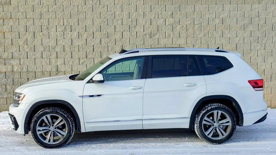 VOLKSWAGEN Atlas -