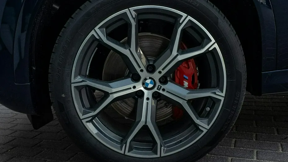 BMW X6 -