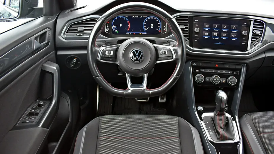 VOLKSWAGEN T-ROC -