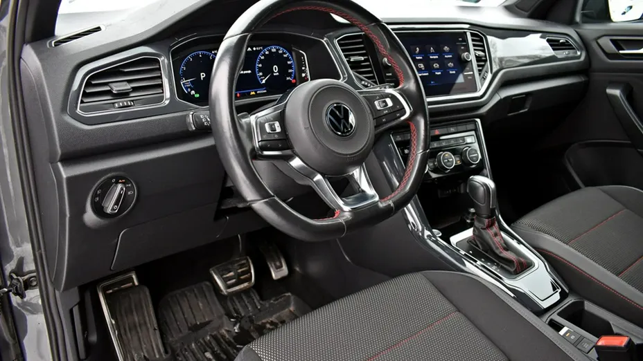 VOLKSWAGEN T-ROC -
