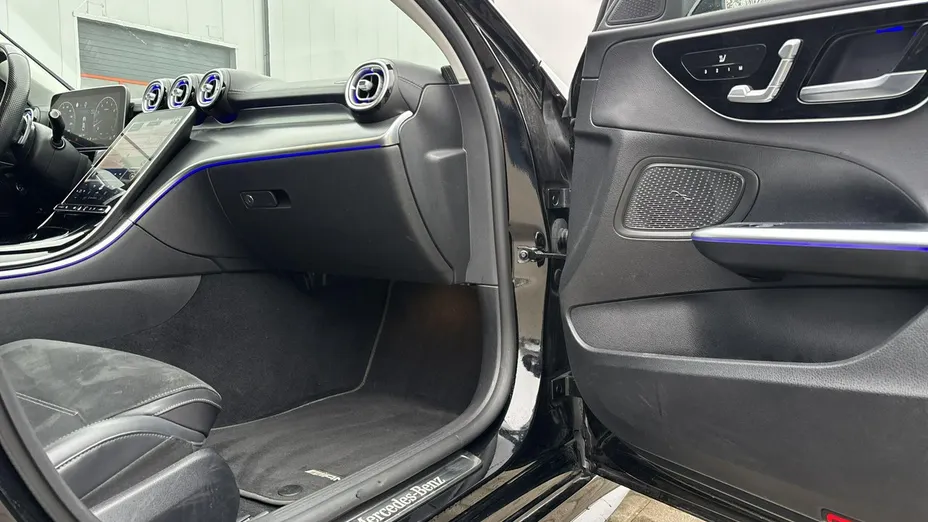 MERCEDES-BENZ C Klasa -