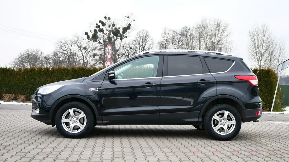 FORD Kuga -