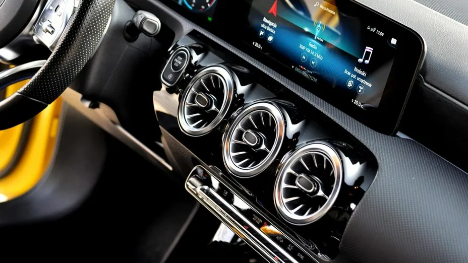 MERCEDES-BENZ A Klasa -