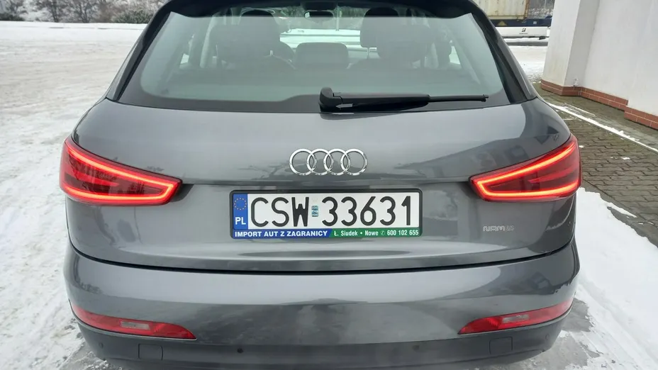 AUDI Q3 -