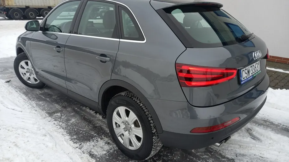 AUDI Q3 -