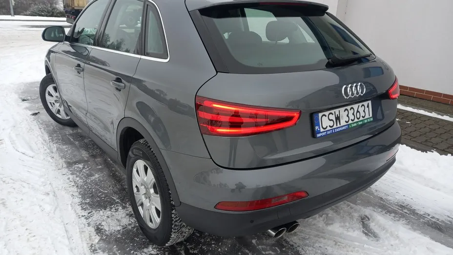AUDI Q3 -