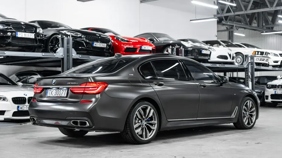 BMW Seria 7 -