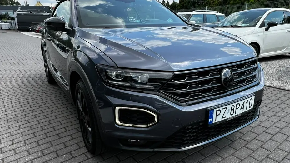 VOLKSWAGEN T-ROC -