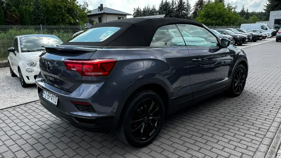 VOLKSWAGEN T-ROC -