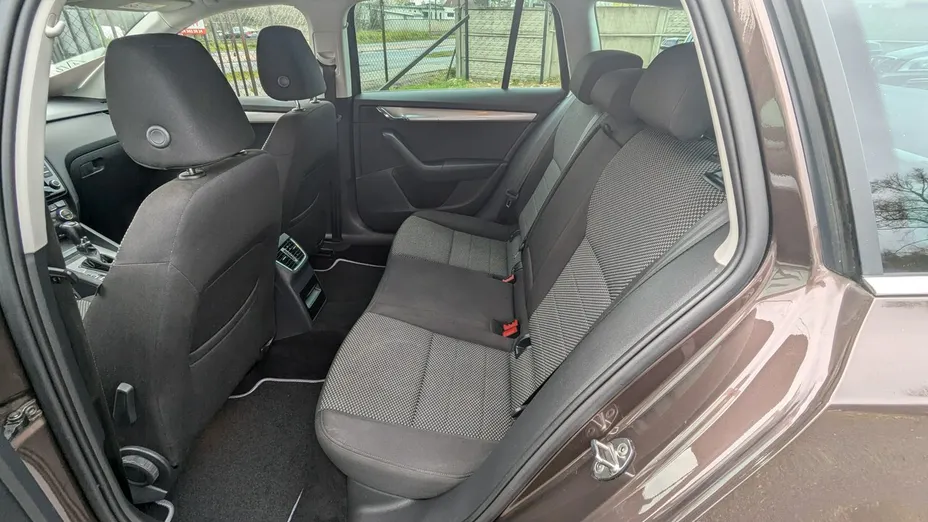 SKODA Octavia -