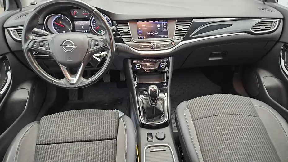 OPEL Astra -
