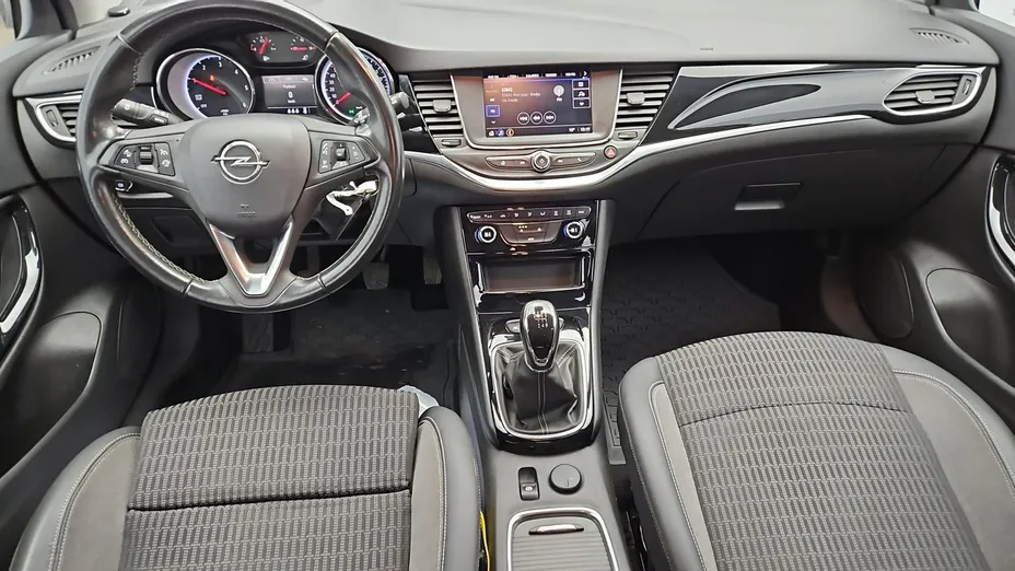 OPEL Astra -