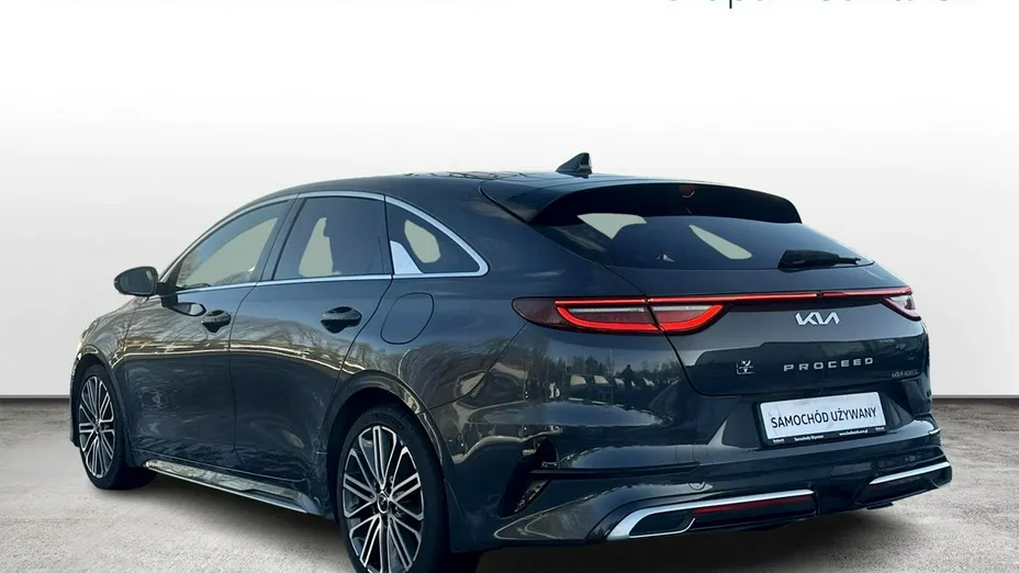 KIA ProCeed -