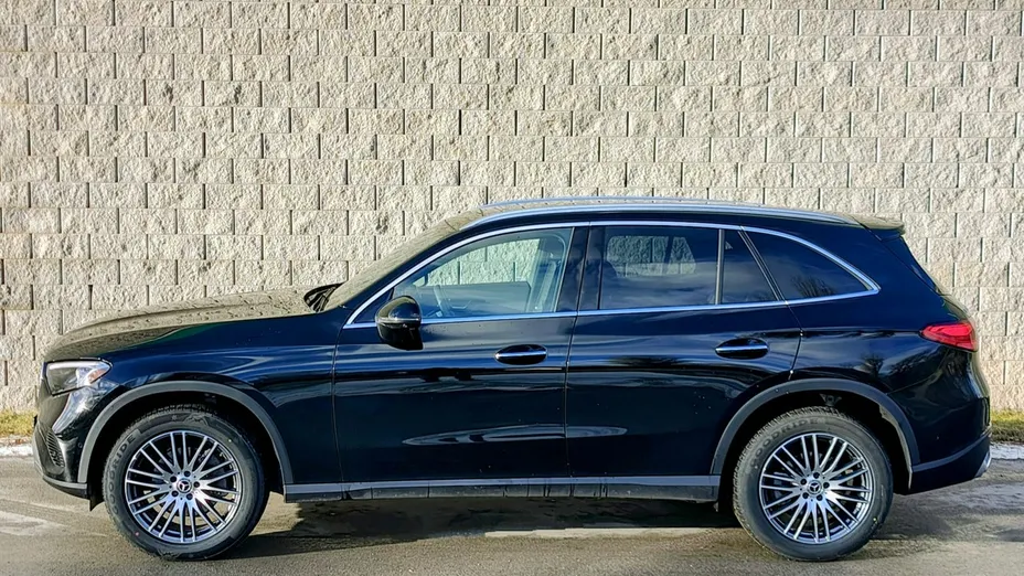 MERCEDES-BENZ GLC -