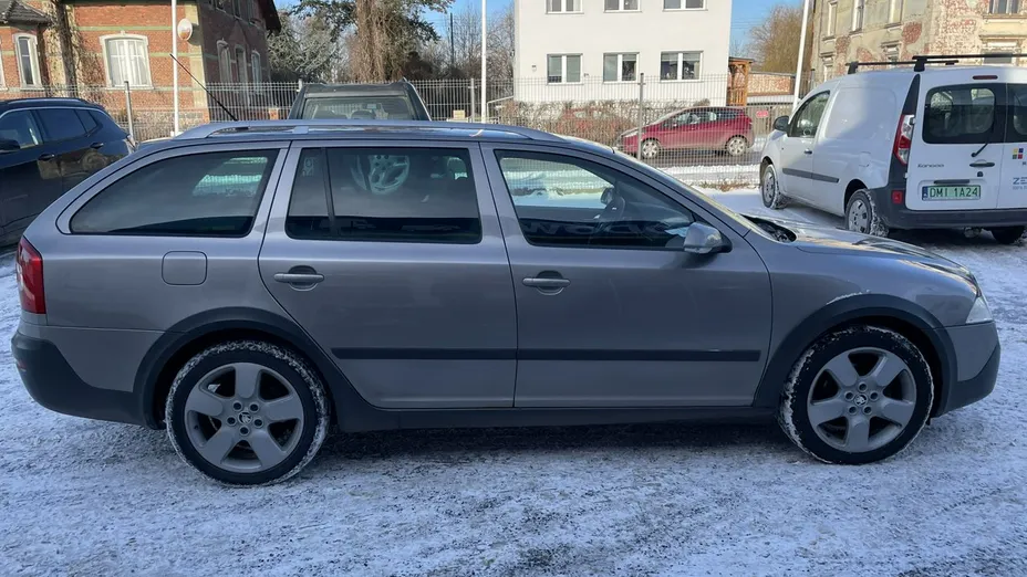 SKODA Octavia -