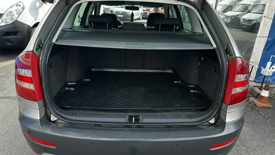 SKODA Octavia -