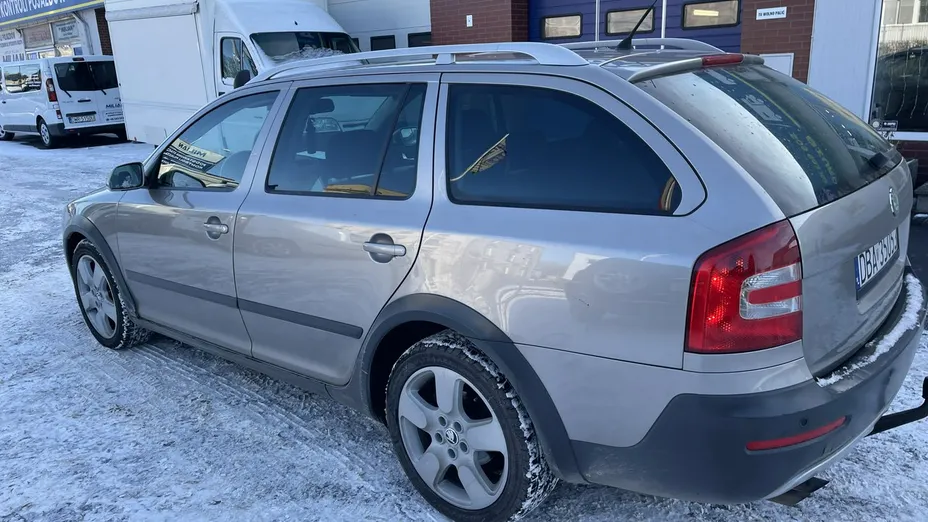 SKODA Octavia -