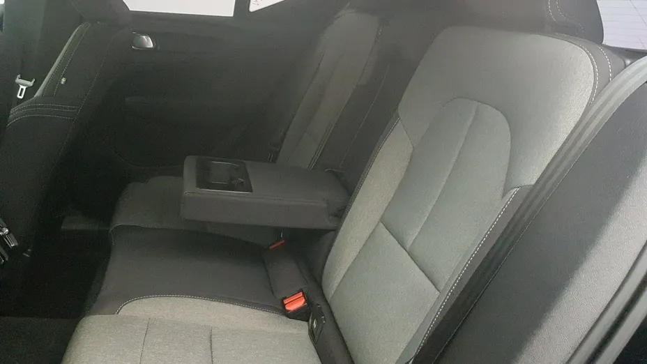 VOLVO XC40 -
