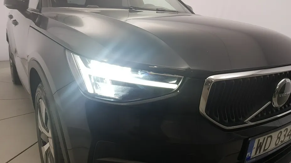 VOLVO XC40 -
