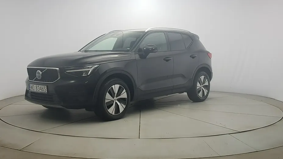 VOLVO XC40 -