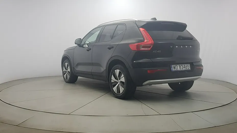 VOLVO XC40 -