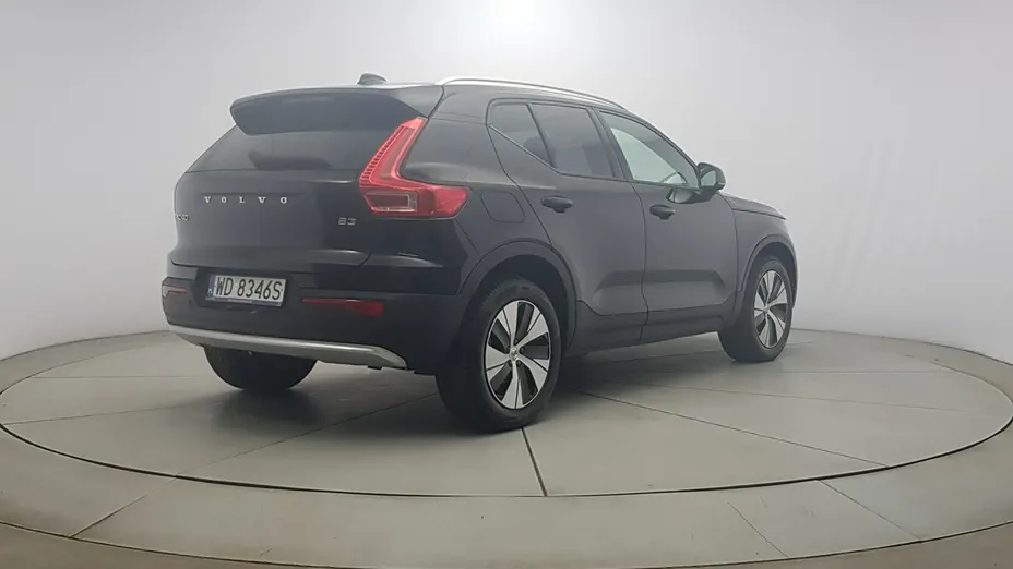 VOLVO XC40 -