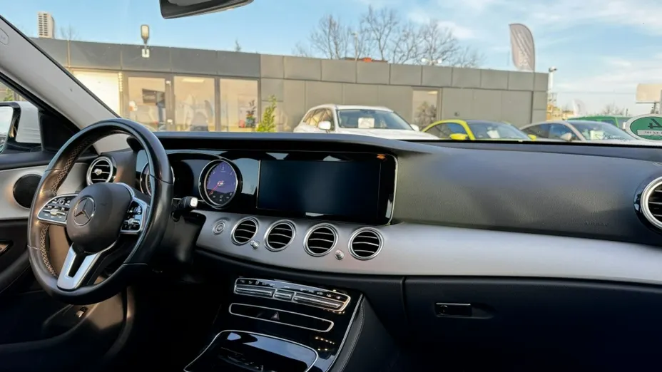 MERCEDES-BENZ E Klasa -