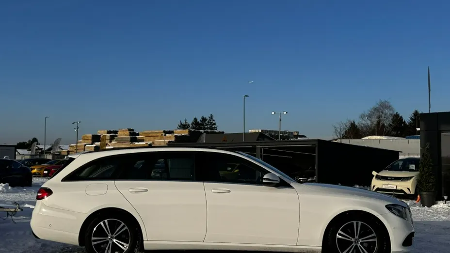 MERCEDES-BENZ E Klasa -
