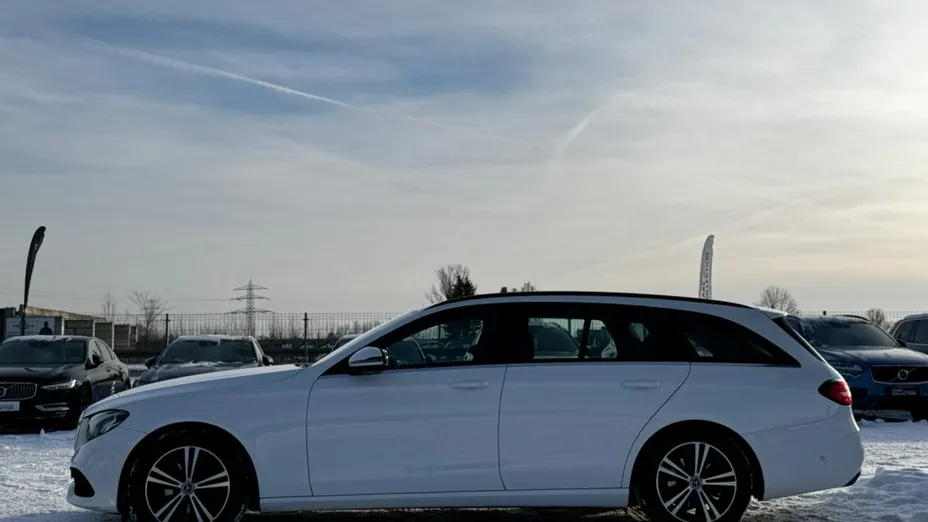 MERCEDES-BENZ E Klasa -