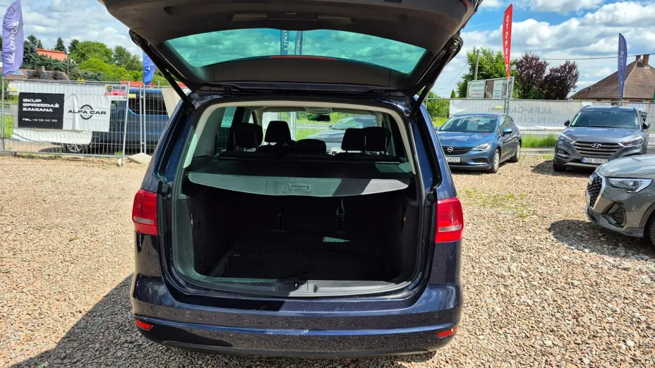 VOLKSWAGEN Sharan -