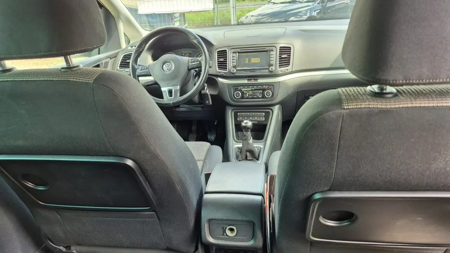 VOLKSWAGEN Sharan -