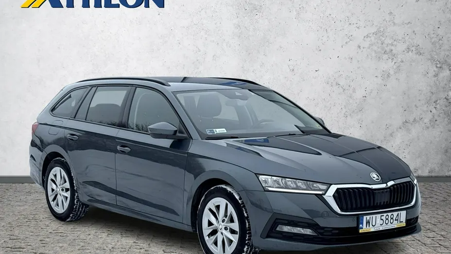 SKODA Octavia -