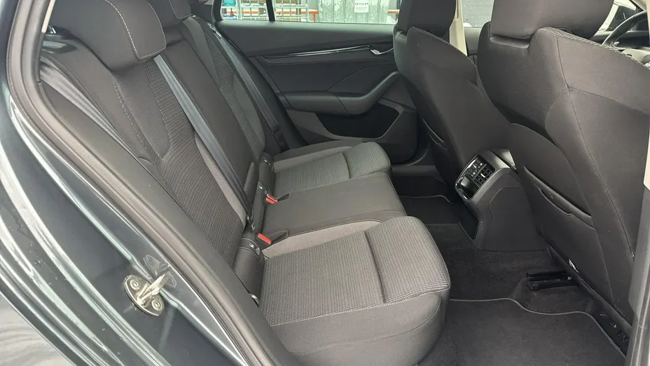 SKODA Octavia -