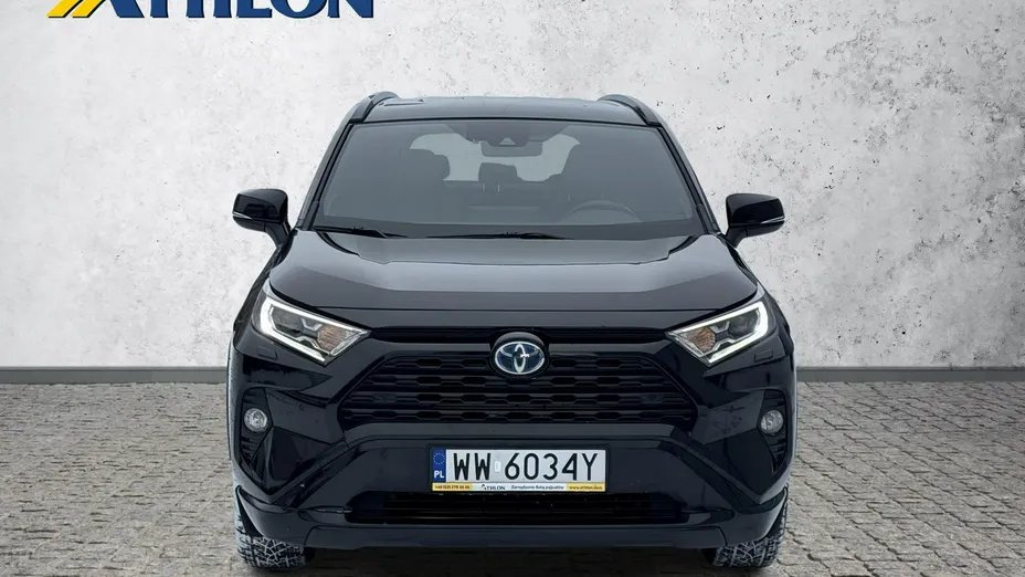 TOYOTA RAV4 -