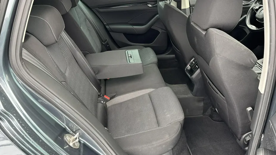 SKODA Octavia -
