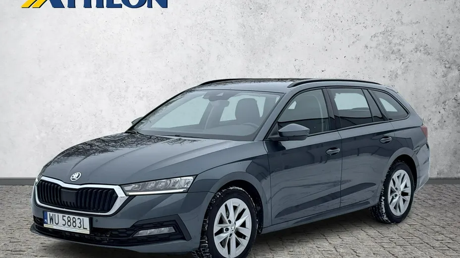 SKODA Octavia -