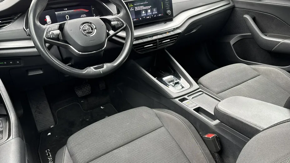 SKODA Octavia -