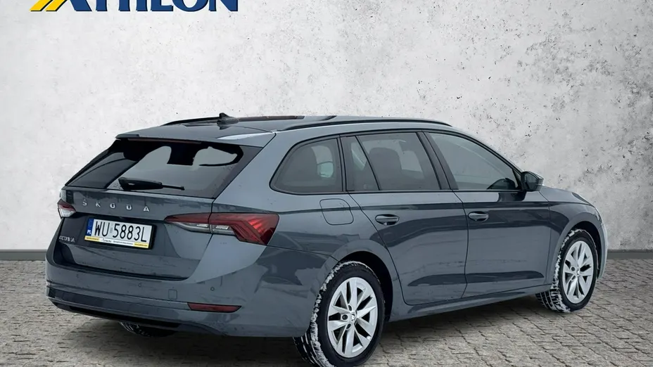 SKODA Octavia -