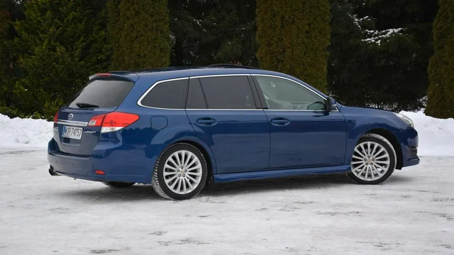 SUBARU Legacy -
