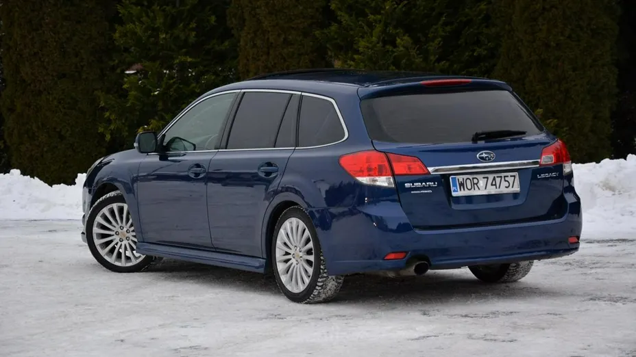 SUBARU Legacy -