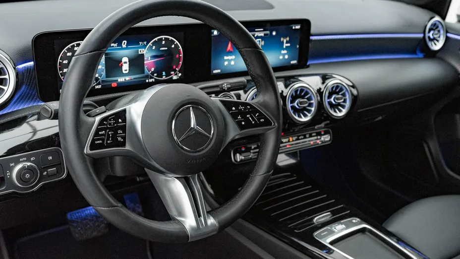 MERCEDES-BENZ A Klasa -