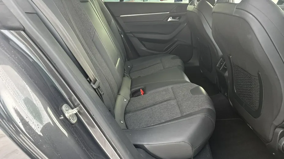 PEUGEOT 508 -
