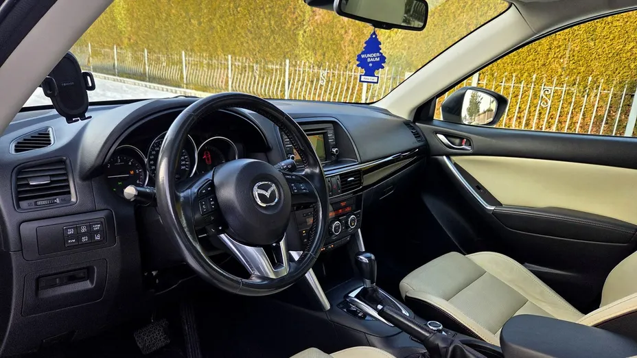 MAZDA CX-5 -