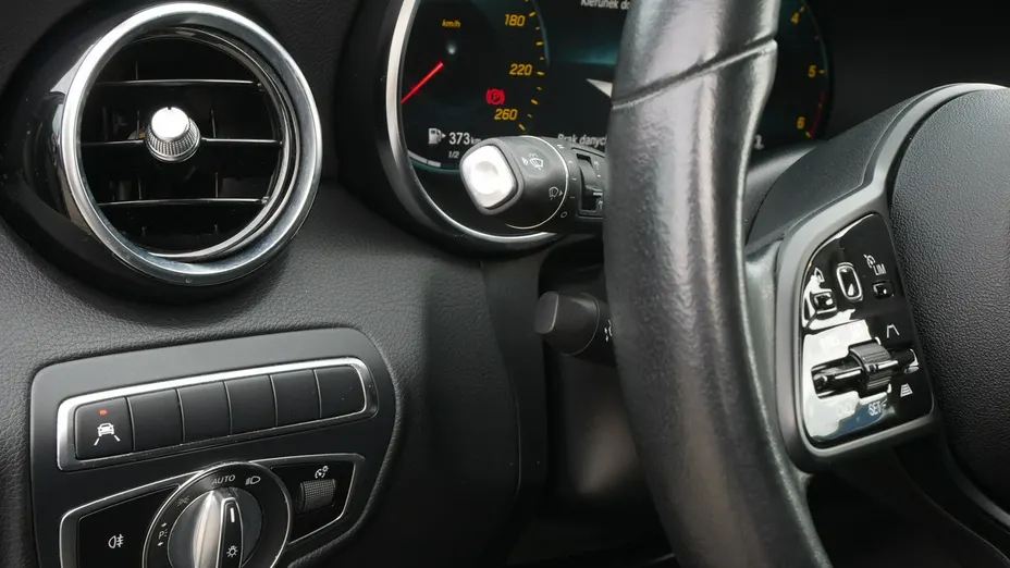 MERCEDES-BENZ C Klasa -